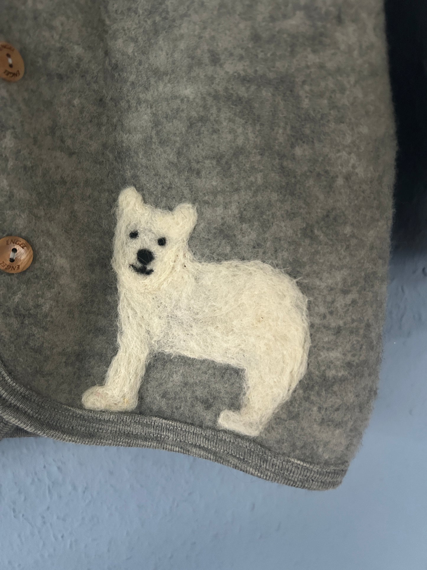 Eisbär Wolljacke Upcycling