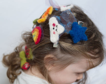 Lightning bolt hair clip made of felt