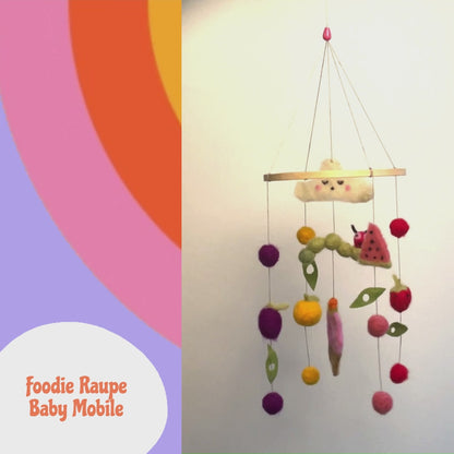 Foodie Raupe - Mobile aus Filz